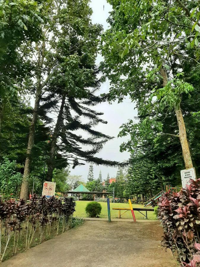 Charming Tagaytay Vacation Home Tagaytay City ภายนอก รูปภาพ