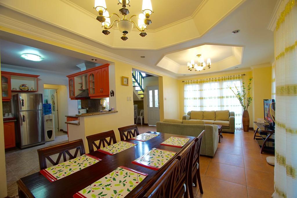 Charming Tagaytay Vacation Home Tagaytay City ภายนอก รูปภาพ